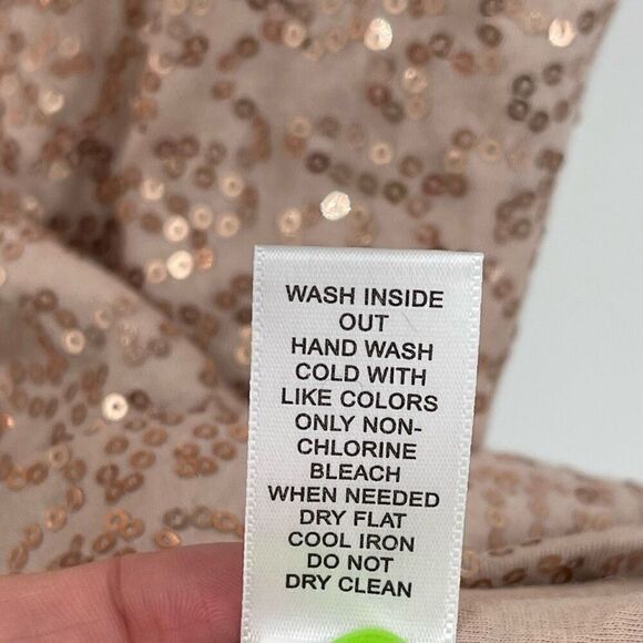 Banana Republic Sequin Top Scoop Neck Pink Fitted Sparkly Women Small NWT 883950 - Picture 6 of 6